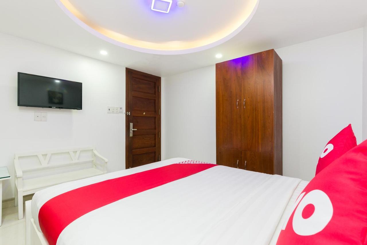 Oyo 652 Monaco Hotel مدينة هوشي منه المظهر الخارجي الصورة